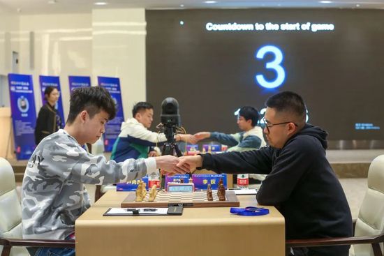 香蕉网伊在线中文慕大全