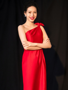 操女逼